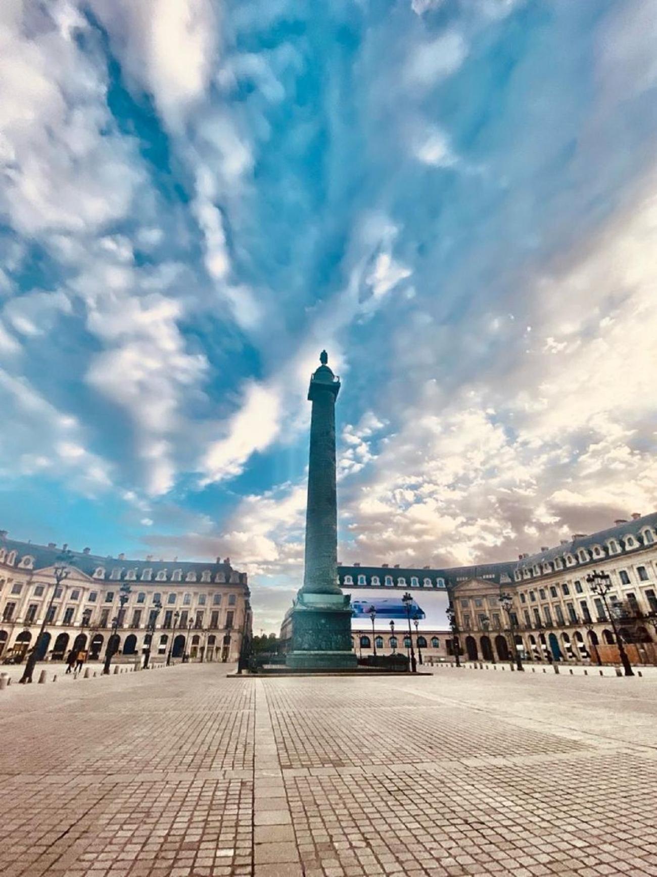 115 - Urban Vuitton Saint Denis Apartment Paris Exterior photo